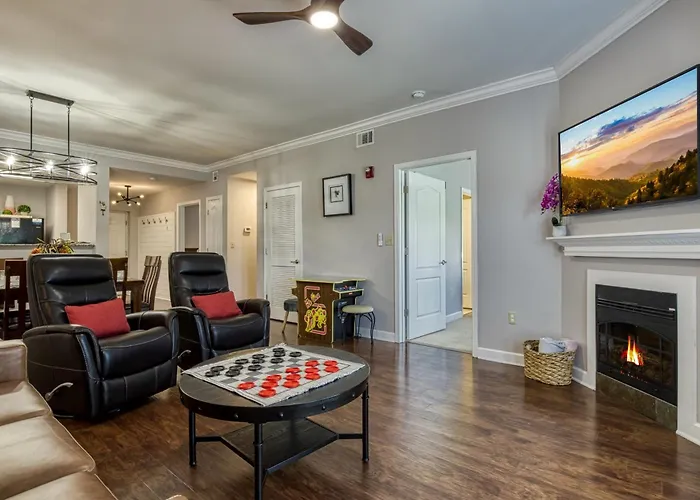 Luxurious Renovated, Pool, Basketball, Playground